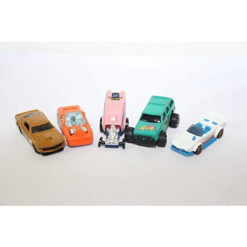 Hot Wheels different hot